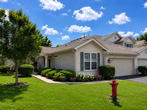 Photo of 6415 Cherrywood Court, Fox Lake, IL 60020 (MLS # 12738912)