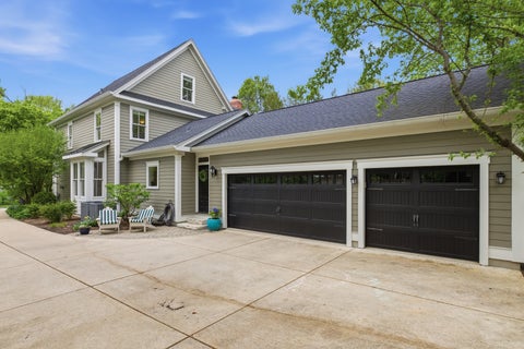 Tiny photo for 146 Franklin Street, Geneva, IL 60134 (MLS # 12546421)
