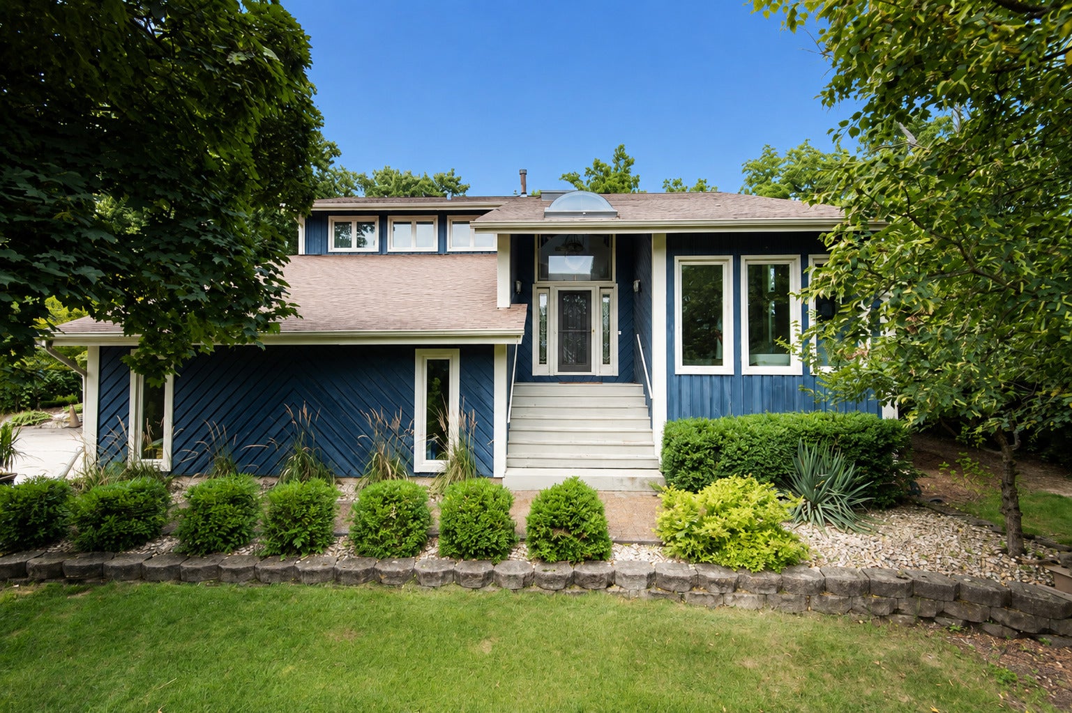 16244 Bluff Road