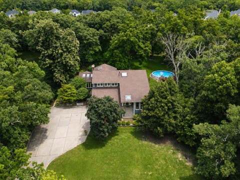 Photo of 16244 Bluff Road, Lemont, IL 60439 (MLS # 12723692)