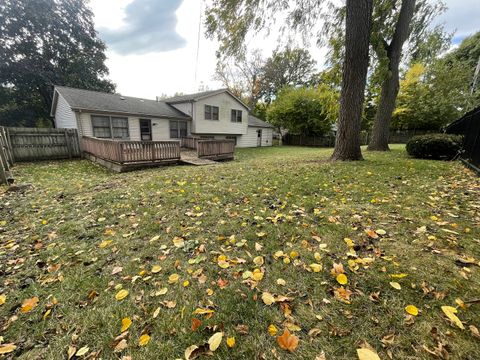 Tiny photo for 202 Oak Drive, Shorewood, IL 60404 (MLS # 12500064)