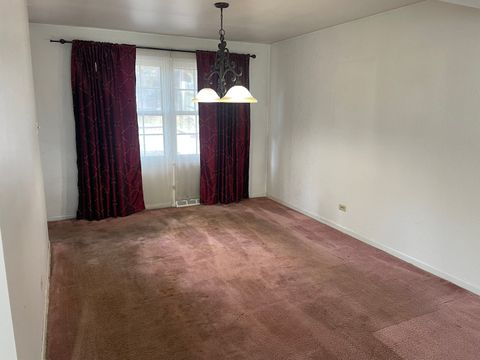 Tiny photo for 202 Oak Drive, Shorewood, IL 60404 (MLS # 12500064)