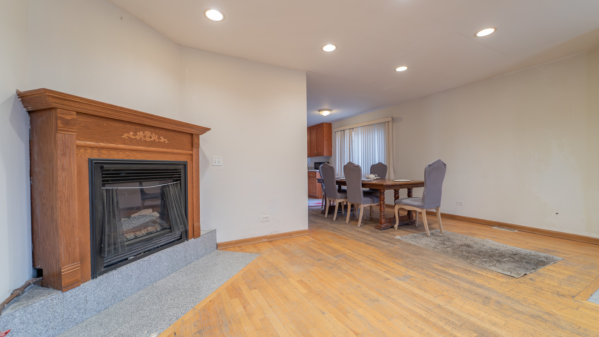 13439 S Brandon