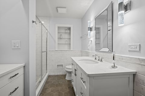 Tiny photo for 412 W Olive Avenue, Prospect Heights, IL 60070 (MLS # 12501612)