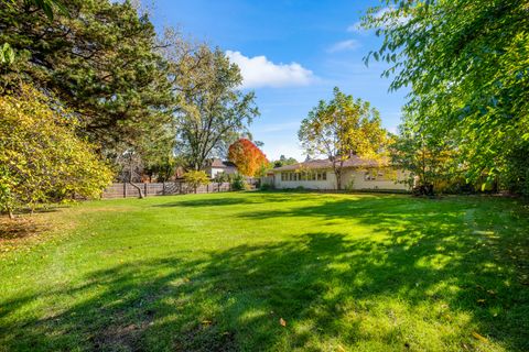 Tiny photo for 412 W Olive Avenue, Prospect Heights, IL 60070 (MLS # 12501612)