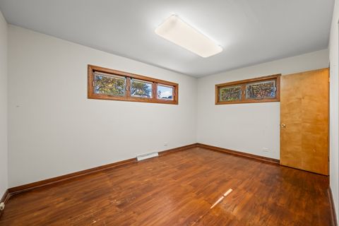 Tiny photo for 412 W Olive Avenue, Prospect Heights, IL 60070 (MLS # 12501612)