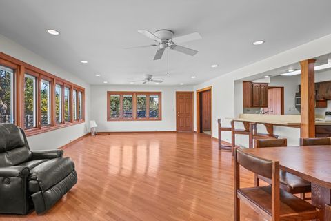 Tiny photo for 412 W Olive Avenue, Prospect Heights, IL 60070 (MLS # 12501612)