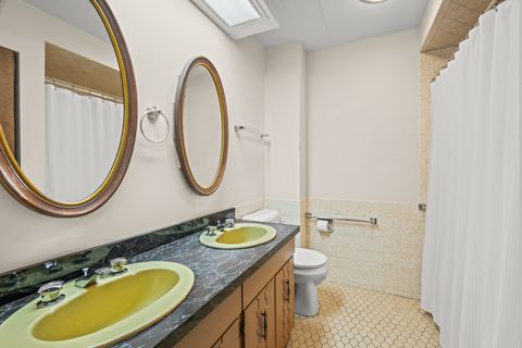 Tiny photo for 412 W Olive Avenue, Prospect Heights, IL 60070 (MLS # 12501612)