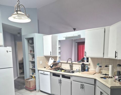 Tiny photo for 1721 Chesapeake Lane #2, Schaumburg, IL 60193 (MLS # 12601810)