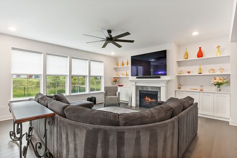 Tiny photo for 1119 Glengary Circle, Crystal Lake, IL 60012 (MLS # 12525393)