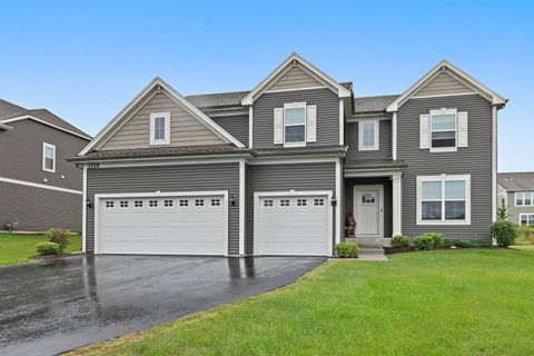 1119 Glengary Circle Crystal Lake IL 60012