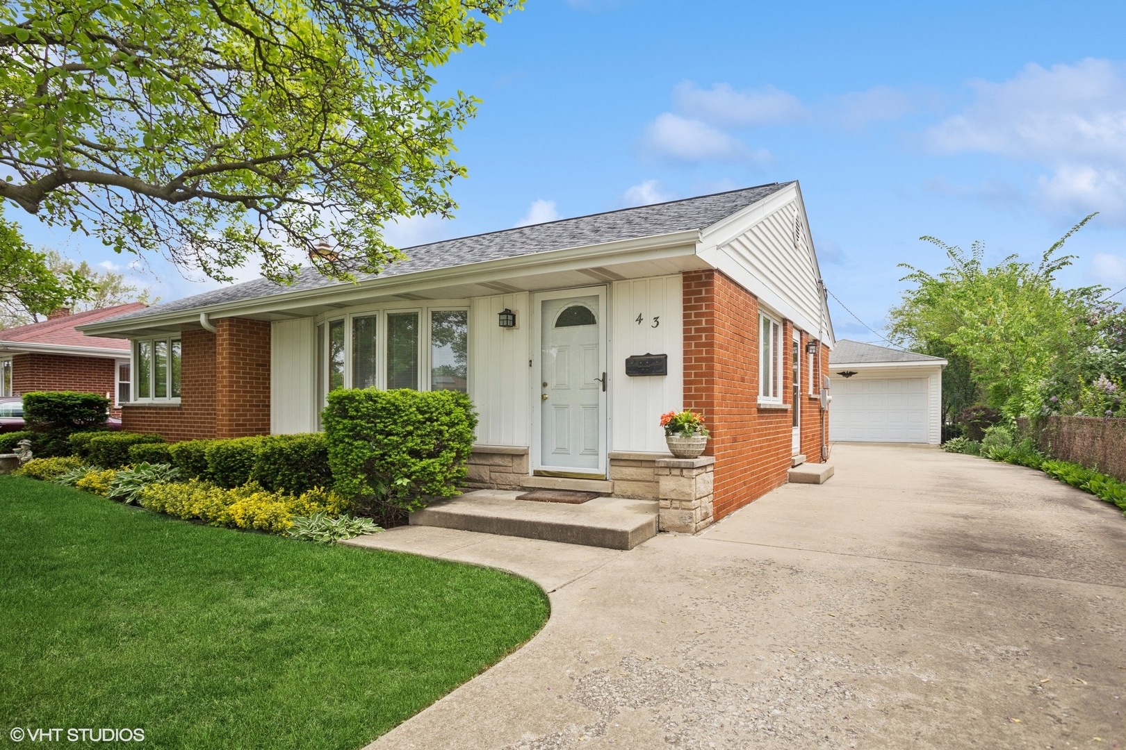 43 N Mount Prospect Road