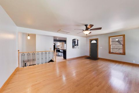 Tiny photo for 479 N Elm Avenue, Elmhurst, IL 60126 (MLS # 12684157)