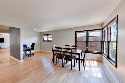 Tiny photo for 479 N Elm Avenue, Elmhurst, IL 60126 (MLS # 12684157)