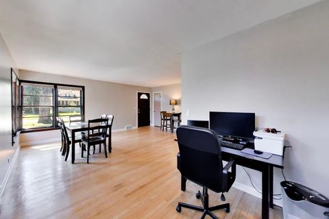 Tiny photo for 479 N Elm Avenue, Elmhurst, IL 60126 (MLS # 12684157)