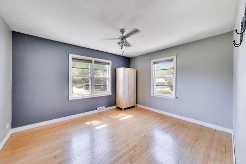 Tiny photo for 479 N Elm Avenue, Elmhurst, IL 60126 (MLS # 12684157)