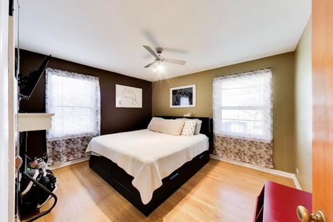 Tiny photo for 479 N Elm Avenue, Elmhurst, IL 60126 (MLS # 12684157)