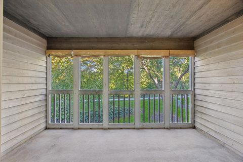 Tiny photo for 179 FOXBOROUGH Place, Burr Ridge, IL 60527 (MLS # 12504623)