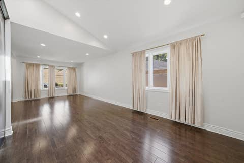 Tiny photo for 8320 Lamon Avenue, Burbank, IL 60459 (MLS # 12668074)