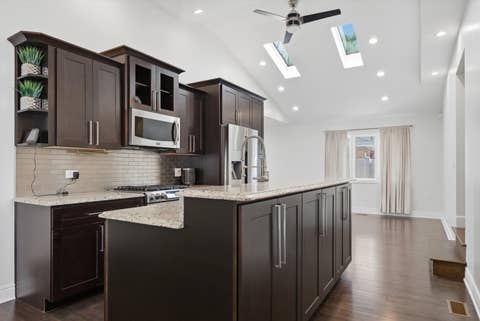 Tiny photo for 8320 Lamon Avenue, Burbank, IL 60459 (MLS # 12668074)