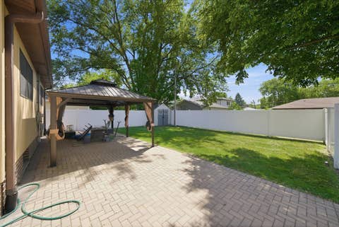 Tiny photo for 8320 Lamon Avenue, Burbank, IL 60459 (MLS # 12668074)