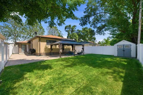 Tiny photo for 8320 Lamon Avenue, Burbank, IL 60459 (MLS # 12668074)
