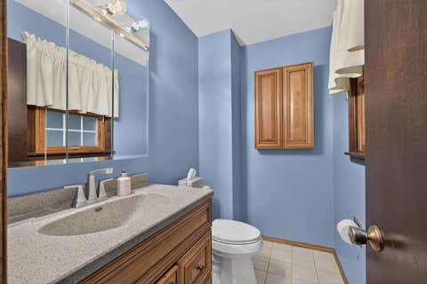 Tiny photo for 2928 Oxford Drive, Bettendorf, IA 52722 (MLS # 12724718)