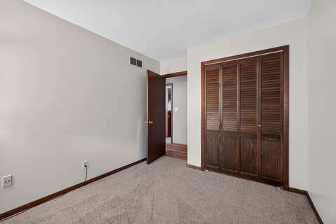 Tiny photo for 2928 Oxford Drive, Bettendorf, IA 52722 (MLS # 12724718)