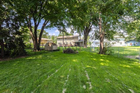 Tiny photo for 2928 Oxford Drive, Bettendorf, IA 52722 (MLS # 12724718)