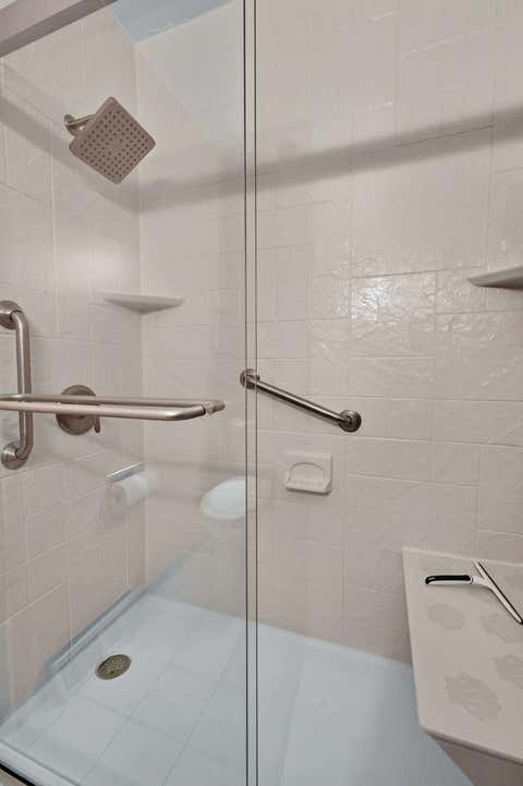 Tiny photo for 2928 Oxford Drive, Bettendorf, IA 52722 (MLS # 12724718)