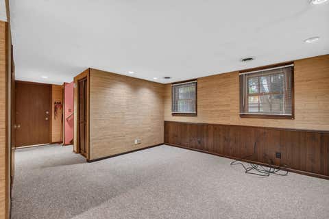 Tiny photo for 2928 Oxford Drive, Bettendorf, IA 52722 (MLS # 12724718)