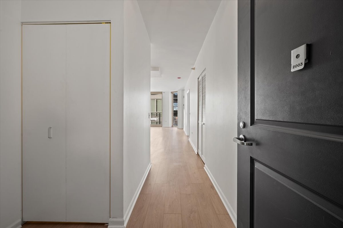 645 N Kingsbury Street 2003