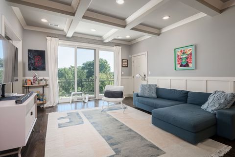 Tiny photo for 6438 S Woodlawn Avenue #3N, Chicago, IL 60637 (MLS # 12464107)