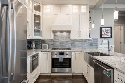 Tiny photo for 6438 S Woodlawn Avenue #3N, Chicago, IL 60637 (MLS # 12464107)