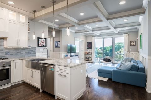 Tiny photo for 6438 S Woodlawn Avenue #3N, Chicago, IL 60637 (MLS # 12464107)