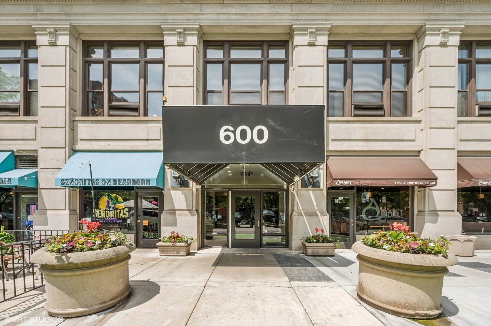 600 S Dearborn Street 411