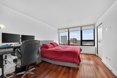 Tiny photo for 3930 N PINE GROVE Avenue #1710, Chicago, IL 60613 (MLS # 12717340)