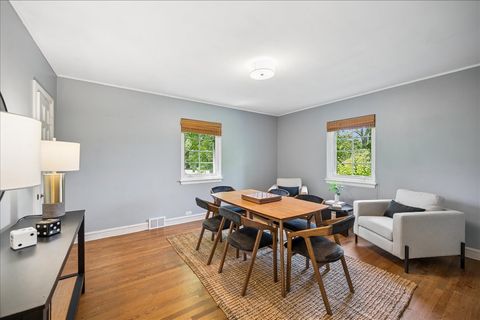 Tiny photo for 1372 Sunview Lane, Winnetka, IL 60093 (MLS # 12641226)