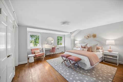 Tiny photo for 1372 Sunview Lane, Winnetka, IL 60093 (MLS # 12641226)