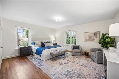 Tiny photo for 1372 Sunview Lane, Winnetka, IL 60093 (MLS # 12641226)