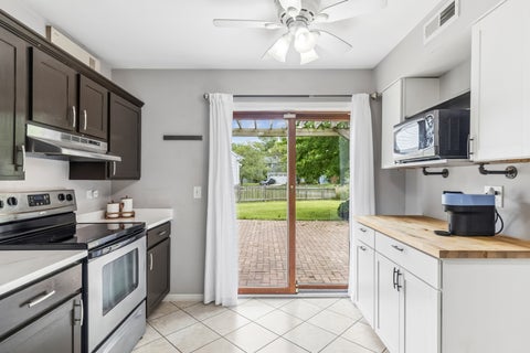 Tiny photo for 2352 Blue Spruce Lane, Aurora, IL 60502 (MLS # 12682995)