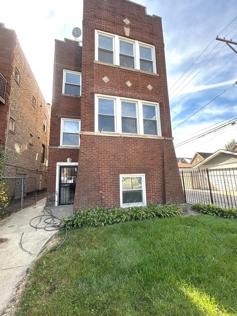 3247 W Thomas Street Chicago IL 60651