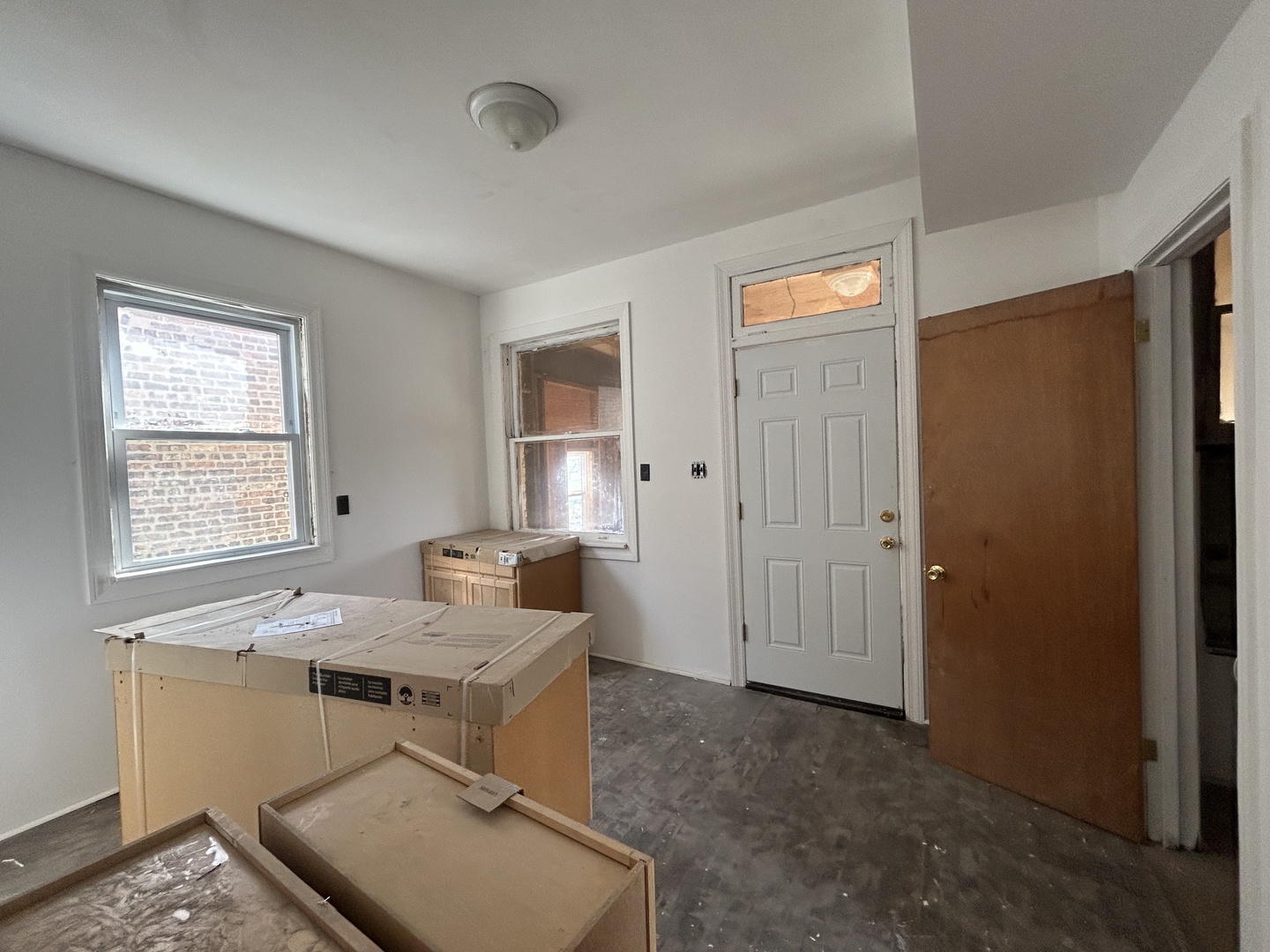 3247 W Thomas Street