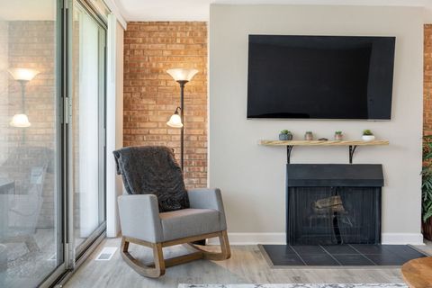 Tiny photo for 6000 E Lake Drive #1D, Lisle, IL 60532 (MLS # 12560541)