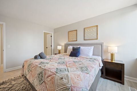 Tiny photo for 6000 E Lake Drive #1D, Lisle, IL 60532 (MLS # 12560541)