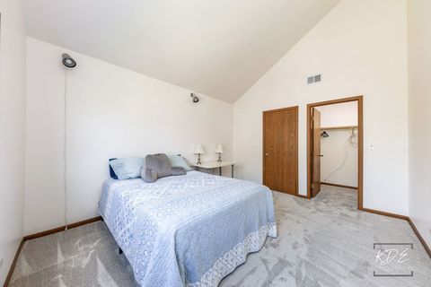 Tiny photo for 8026 Barrymore Drive #37-2, Darien, IL 60561 (MLS # 12625115)