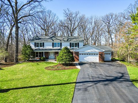 901 Bruce Court Libertyville IL 60048