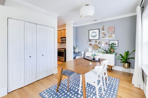 Tiny photo for 1424 W Cullom Avenue #3, Chicago, IL 60613 (MLS # 12560298)