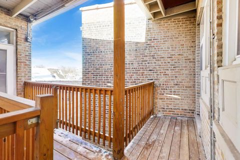 Tiny photo for 1424 W Cullom Avenue #3, Chicago, IL 60613 (MLS # 12560298)