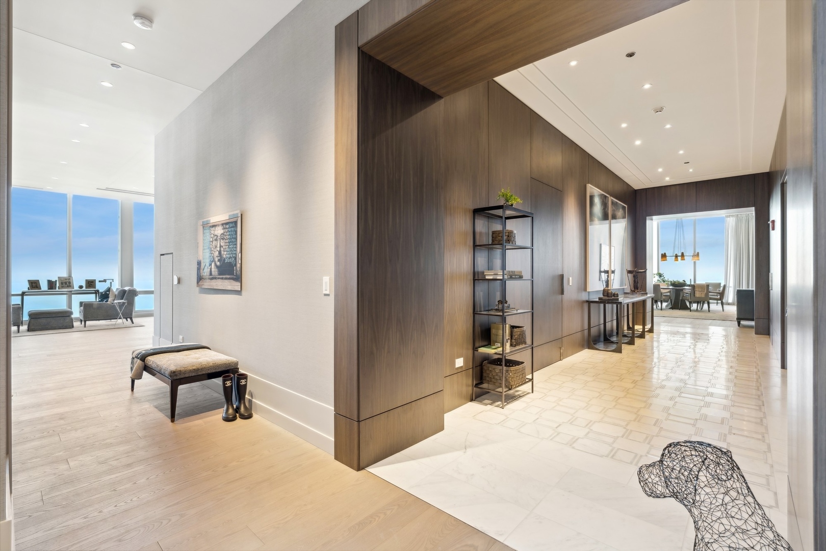 14 W Superior Street 6900